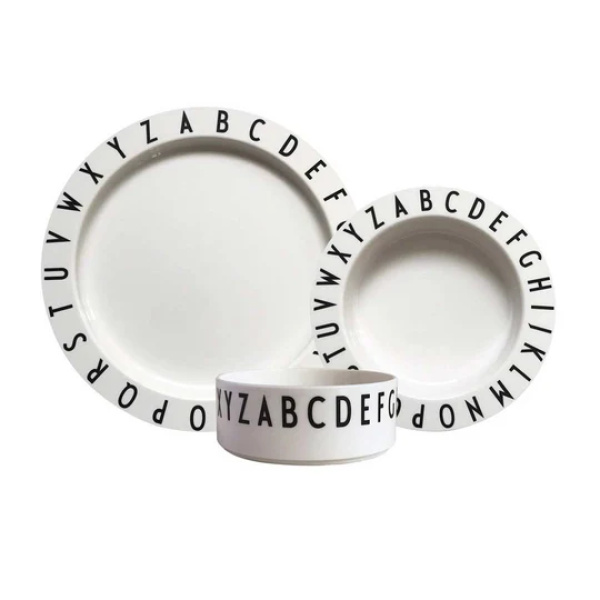 Design Letters kids, eat & learn plate set