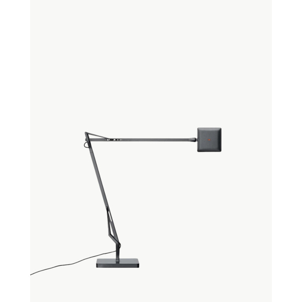Flos Kelvin Edge Bordlampe, titanium